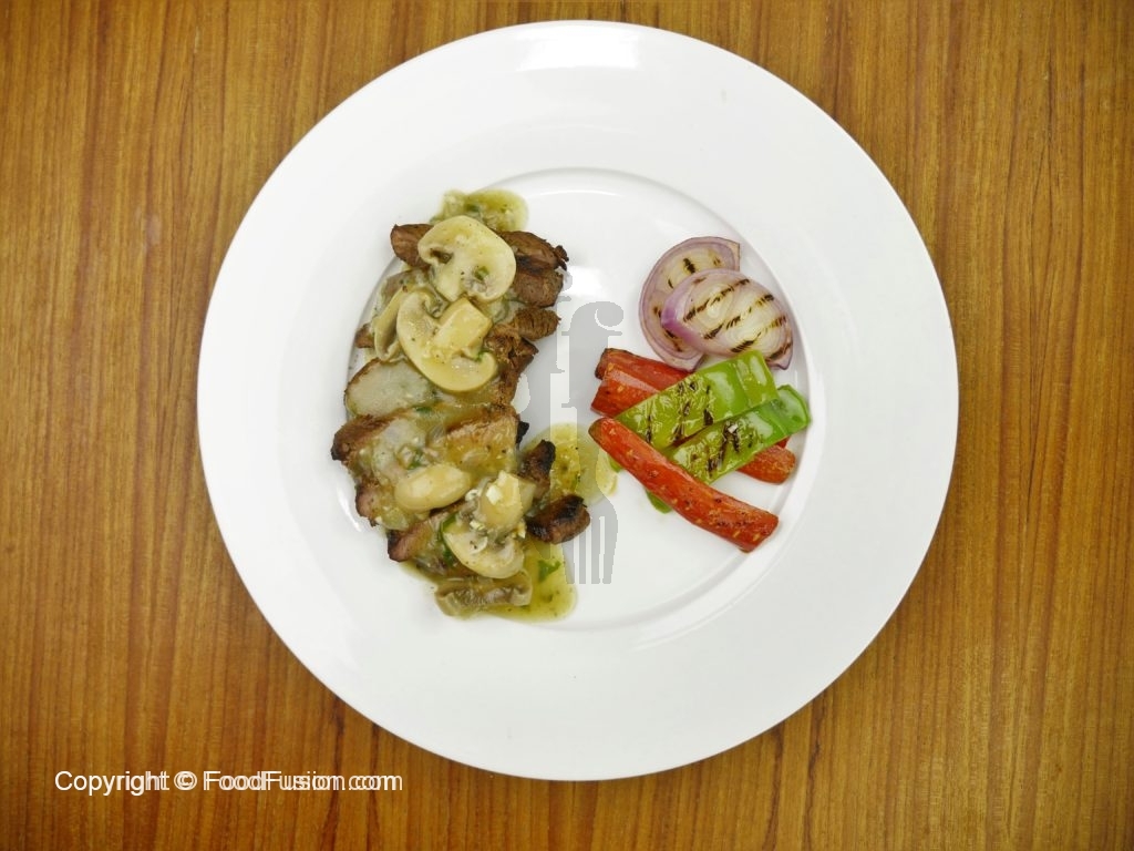 Beef Steak with Mushroom Sauce – Food Fusion