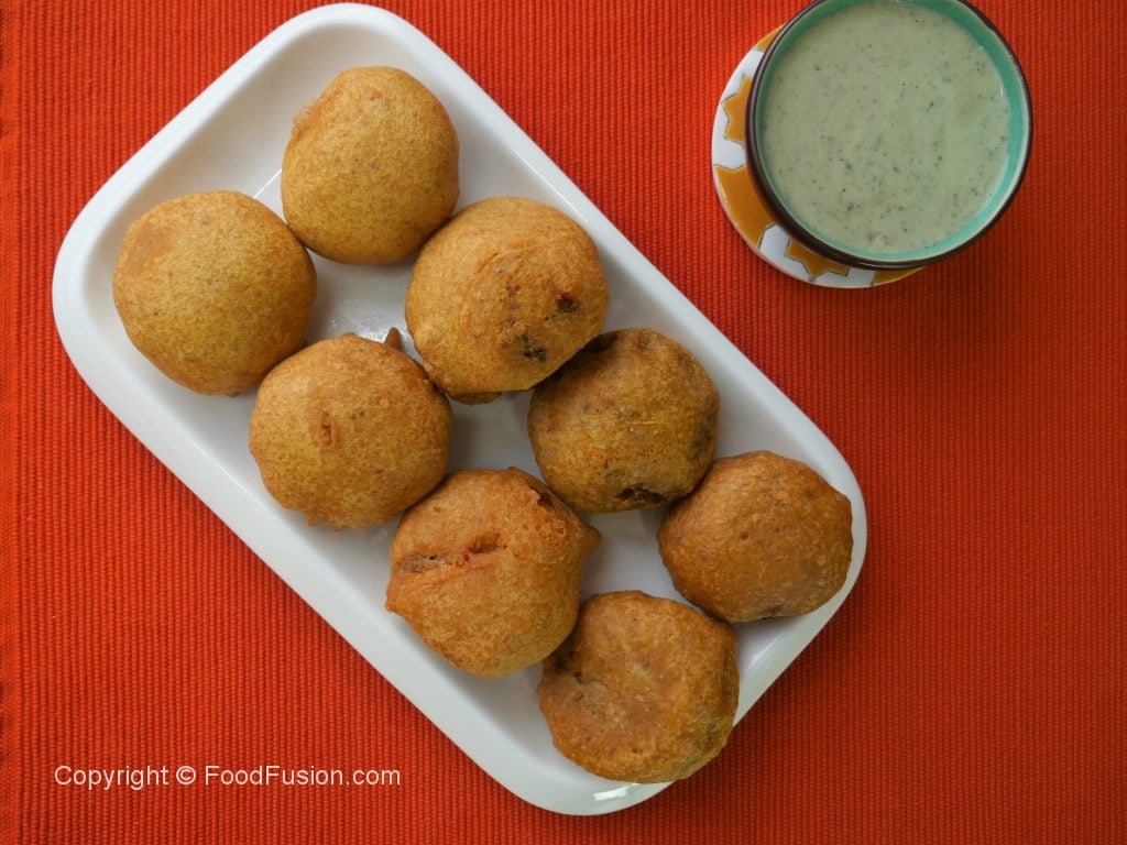 Aloo-Pakora-Recipe-by-Food-fusion-2 /upload/thumbnail1/2025/2/24/200752/thumb2