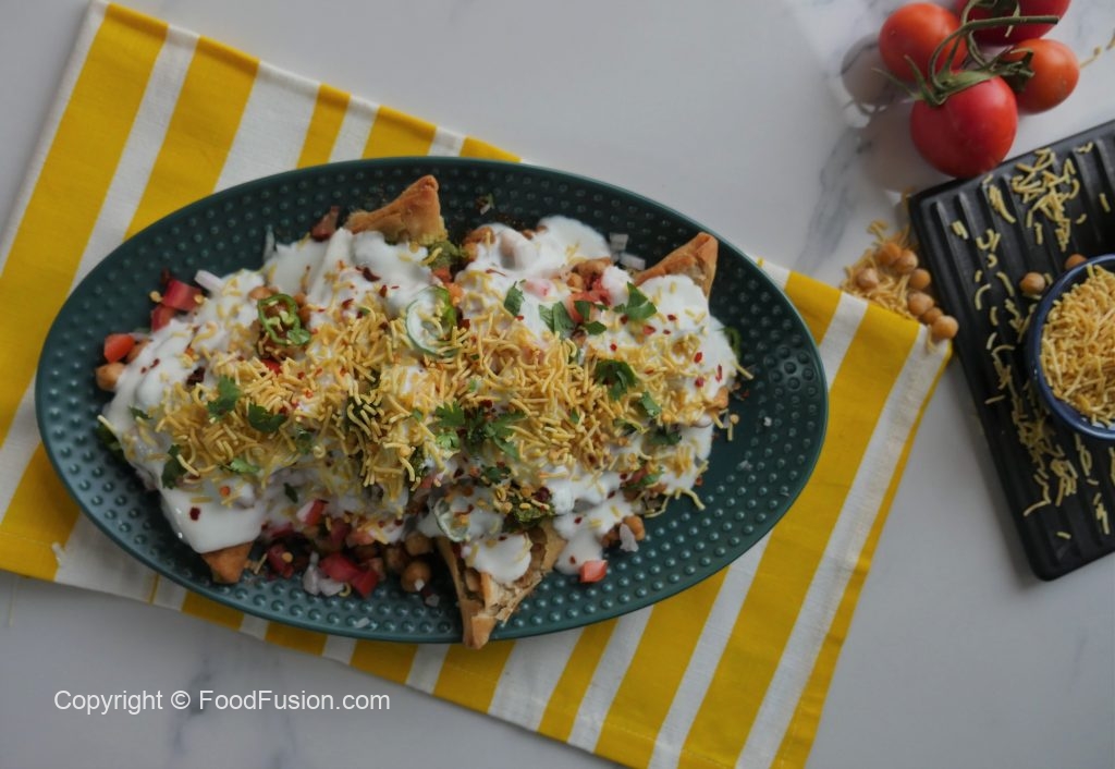 Samosa-chaat-Recipe-by-Food-fusion-5 /upload/thumbnail1/2025/2/23/180527/thumb2