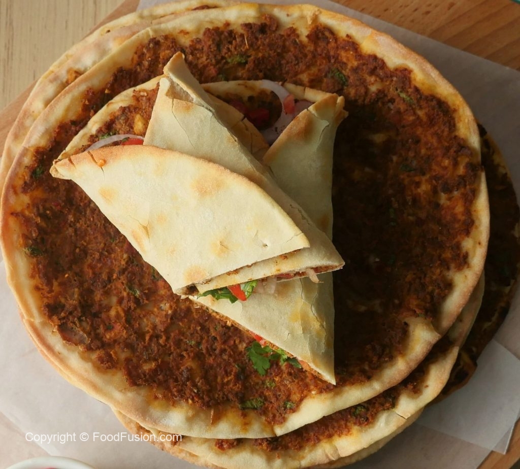 Turkish Lahmacun – Food Fusion