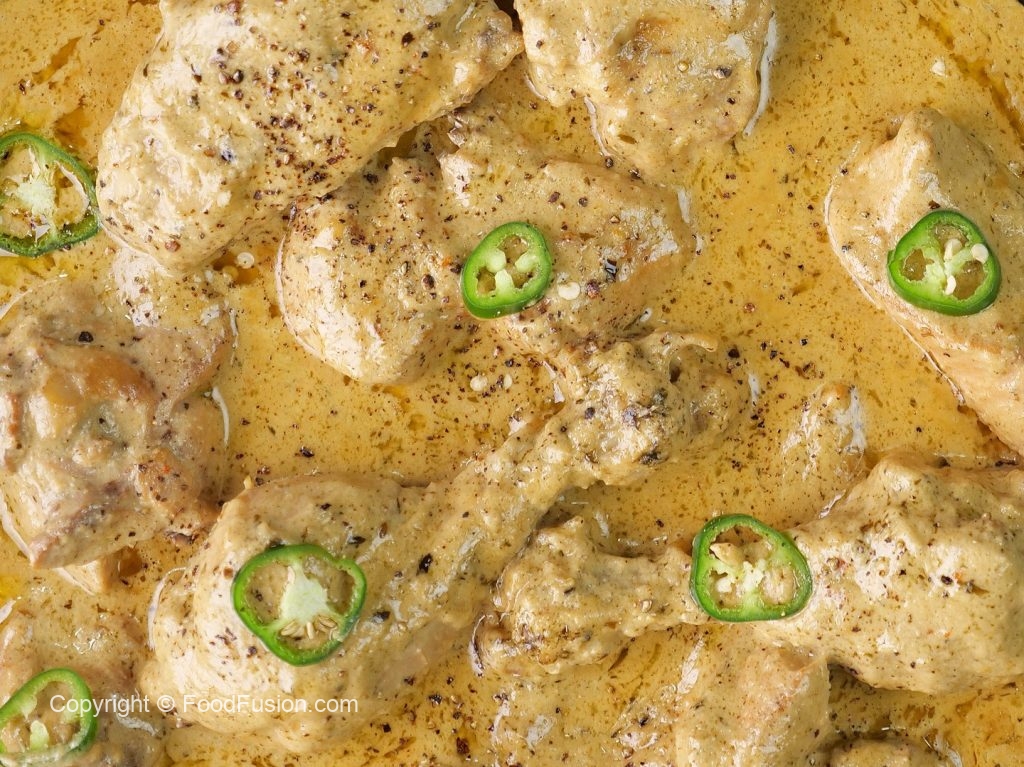 Dum wali White Chicken Gravy Food Fusion