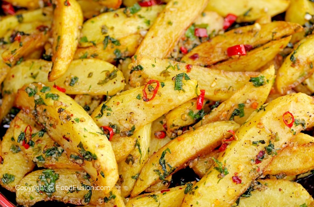 Sizzling Chilli Oil Potatoes – Food Fusion