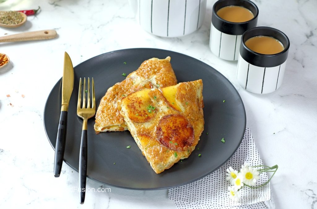 One Pan Crispy Potatoes with Eggs – Food Fusion